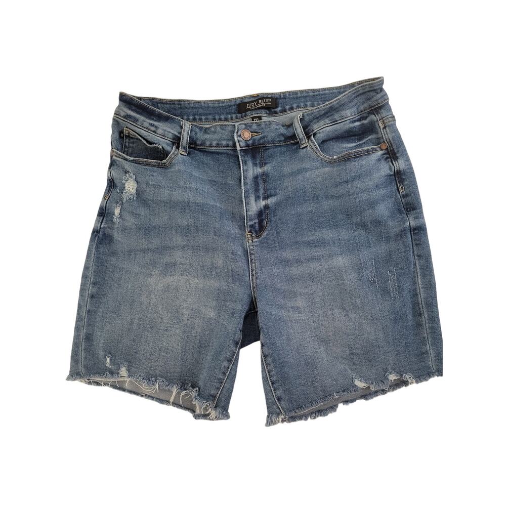 Judy Blue medium wash distressed denim shorts 1XL